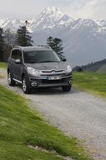 Citroen C-Crosser 2008 года